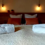 Les De Petit Bomal