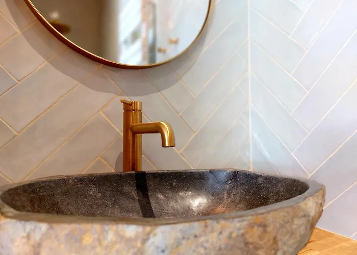 ゲストハウス Les De Petit Bomal