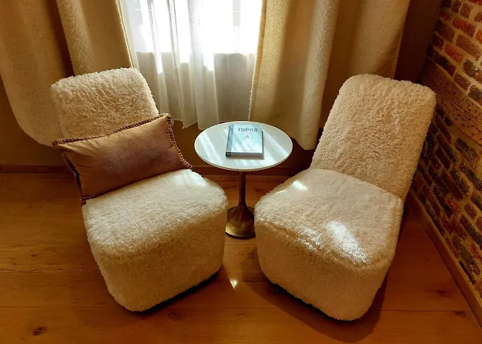 Les De Petit Bomal 4*